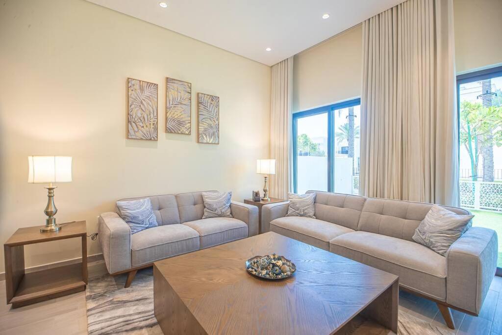 Luxury 3 Bdr Villa By The Sea 54 Fujairah Exteriör bild